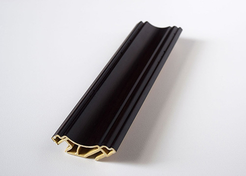 Профили верхнего угла потолка из ПВХ Водонепроницаемая отделка из ПВХ для соединения стен из ПВХ 