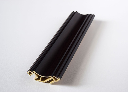 Профили верхнего угла потолка из ПВХ Водонепроницаемая отделка из ПВХ для соединения стен из ПВХ 